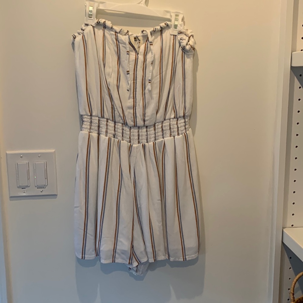 Romper. Size Medium. American Eagle